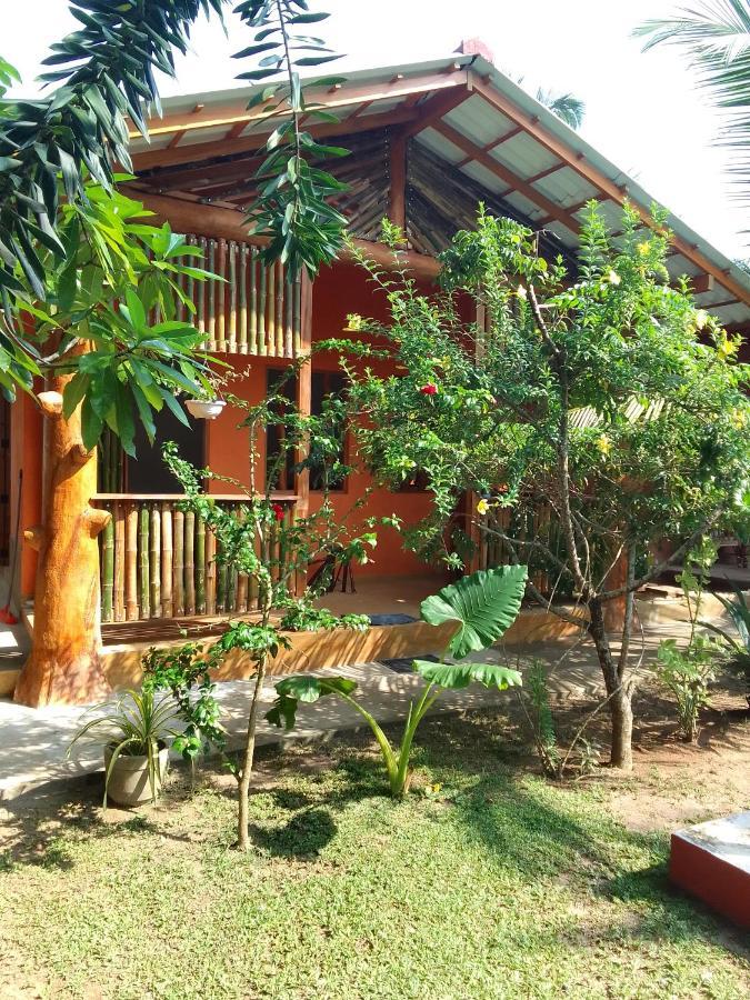 La Perla Guest house